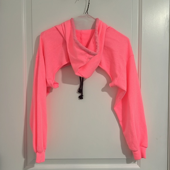 Top - Picture 4 of 8